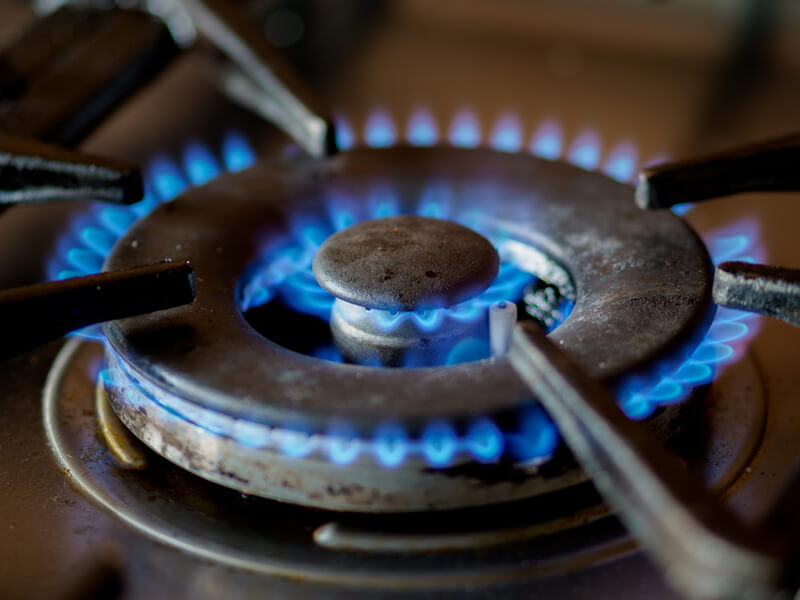 Blue flame on a gas burner ring